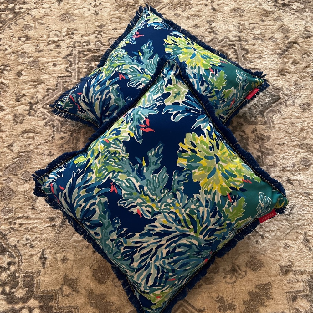 Lilly Pulitzer Blue and Green 2 Sided Pillows Like New☀️